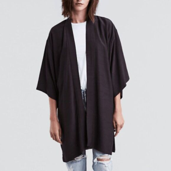 Levi's Kimono Women's Black Embroidered Jacket Top Size M/L‎ - Picture 3 of 11